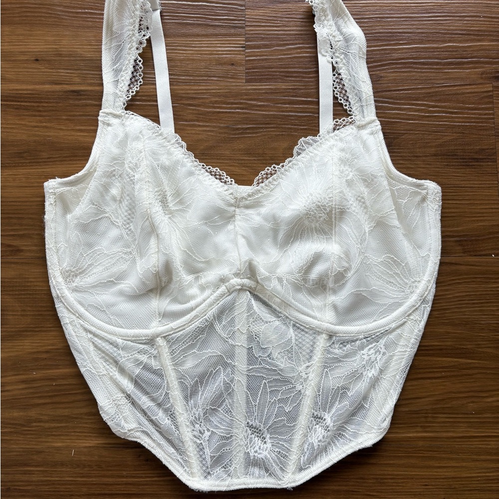 Gilly Hicks Cream Lace Bustier